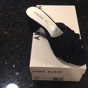 Anne Klein iflex Black Sandal